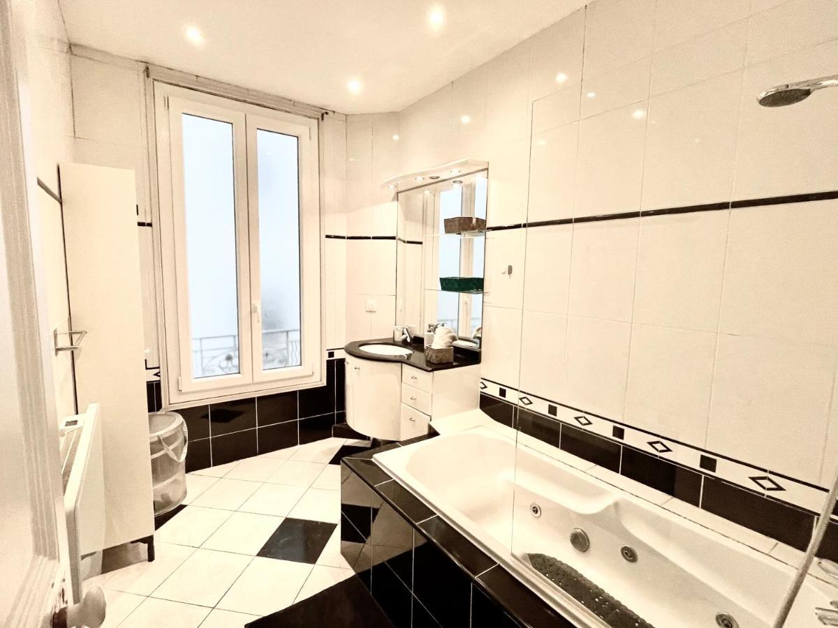ניס Joli Appartement Spacieux A 3 Min A Pied De La Mer מראה חיצוני תמונה